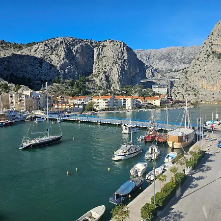 Apartman River Breeze Omiš Exterior foto